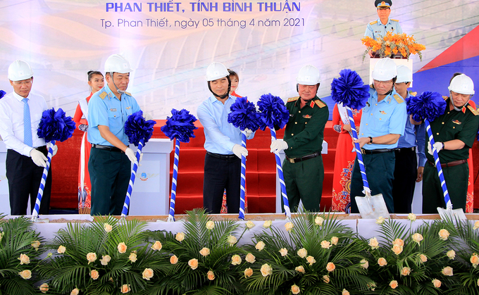 sân bay Phan Thiết